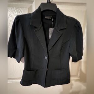 Limited Black Short Sleeve Blazer. New with tags. Small.